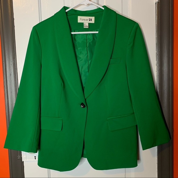 Forever 21 Jackets & Blazers - Forever 21 3/4 Sleeve Lined Green Blazer w/ Built-in Shoulder Pads